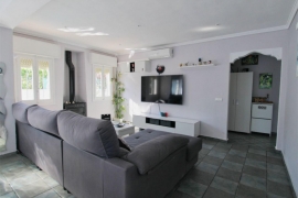 Resale - Villa - Calpe