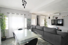 Resale - Villa - Calpe