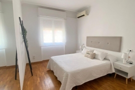 Resale - Apartment - Alicante