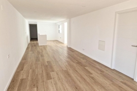 Resale - Apartment - Alicante