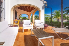 Resale - Villa - Javea