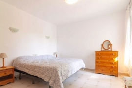 Resale - Villa - Javea