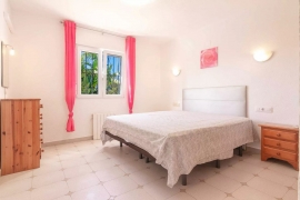 Resale - Villa - Javea