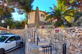 Resale - Villa - Calpe