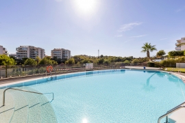 Resale - Apartment - Villamartin