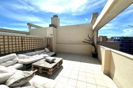 Resale - Apartment - Alicante