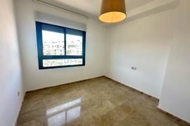 Resale - Apartment - Alicante