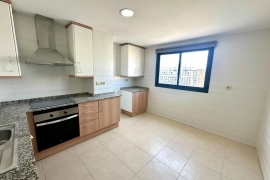 Resale - Apartment - Alicante