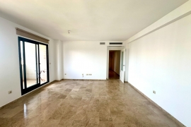 Resale - Apartment - Alicante