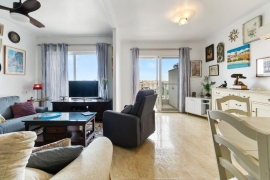 Resale - Apartment - Campoamor