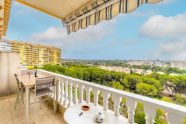 Resale - Apartment - Campoamor