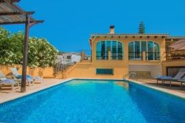 Resale - Villa - Calpe