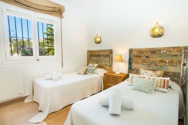 Resale - Villa - Calpe