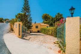 Resale - Villa - Calpe