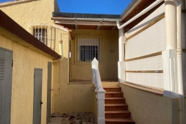 Resale - Villa - Calpe